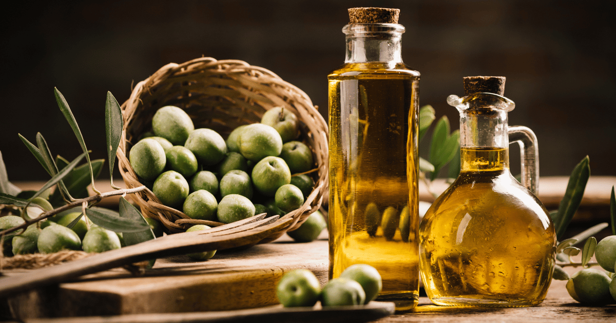 قبول زيت الزيتون من الفلاحين